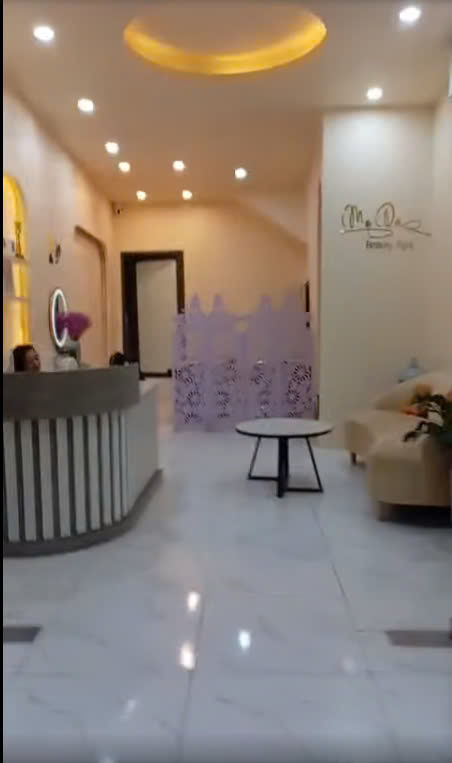 Cho thuê nhà Mặt Phố Nguyễn Lượng Bằng làm Spa, KD mô hình sạch, 35m2, 3 tầng, 30 triệu - Ảnh chính